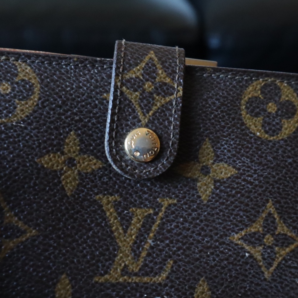 Authentic Louis Vuitton Portefeville Viennois Wallet - Picture 10 of 16